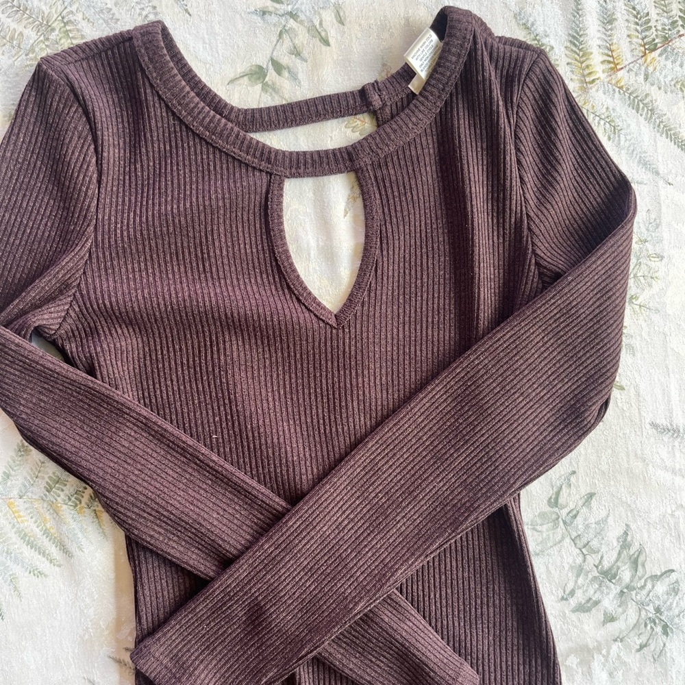 Wet Seal Long Sleeve Keyhole Knee Length Dress